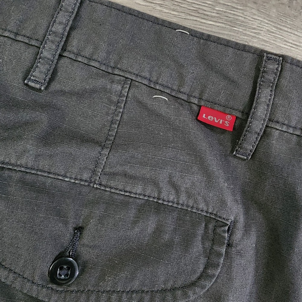 Levis Size 44 Mens Carrier Ripstop Cargo Shorts Flat Front Gray Charcoal
